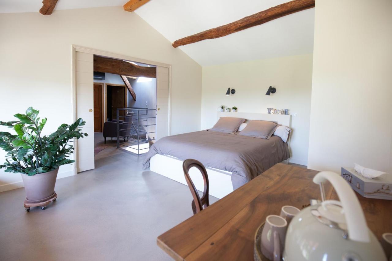 Le Relais De La Godasse Reyrieux Εξωτερικό φωτογραφία