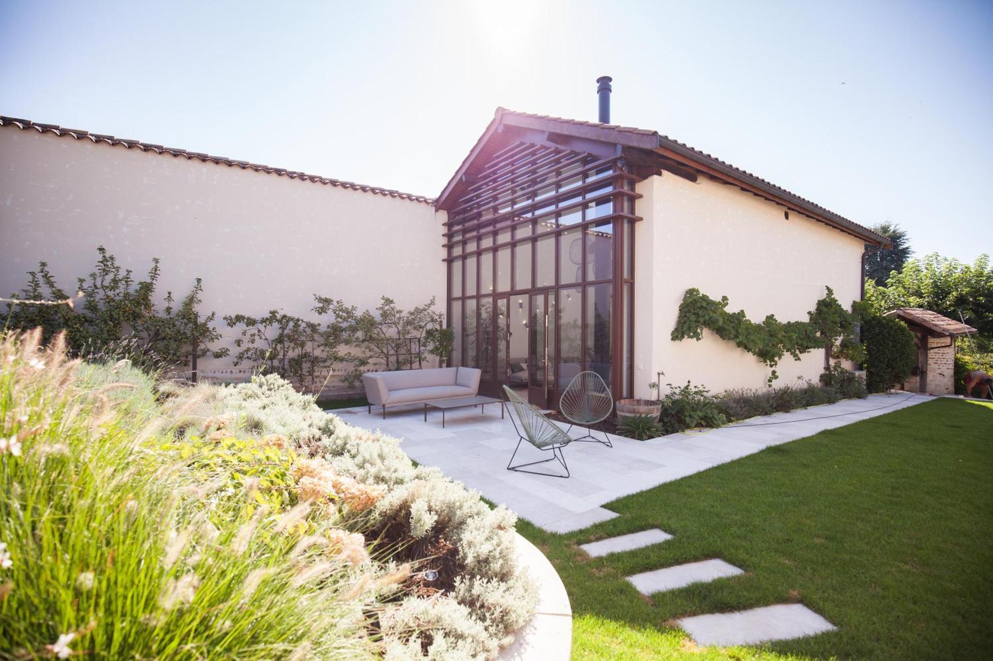 Le Relais De La Godasse Reyrieux Εξωτερικό φωτογραφία