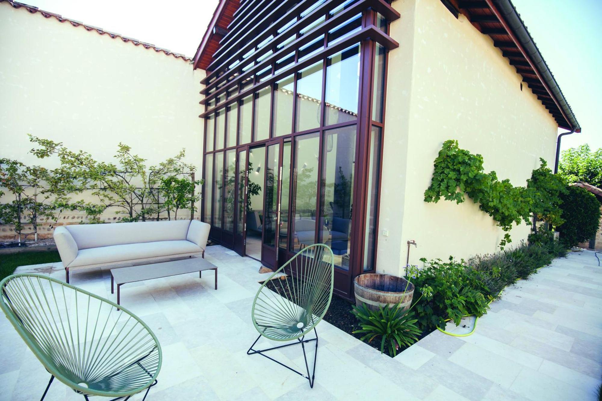 Le Relais De La Godasse Reyrieux Εξωτερικό φωτογραφία